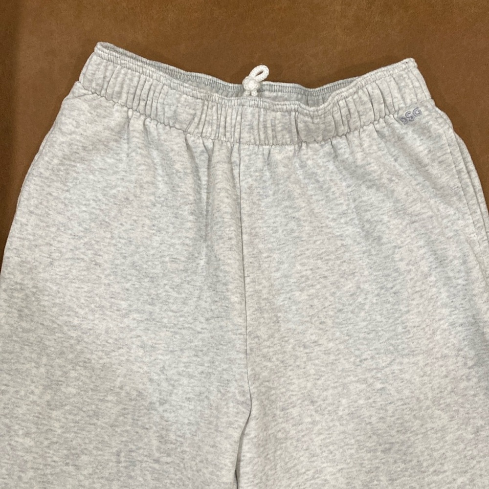 Women’s DSG sweatpants, joggers; small, Oatmeal, pockets